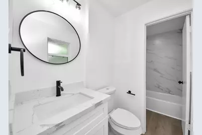 11222 Cliffwood Drive, Houston, TX 77035 - Photo 22