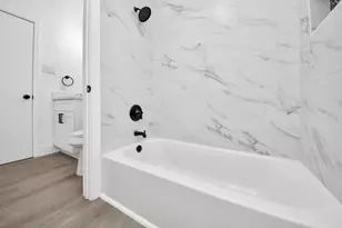 11222 Cliffwood Dr, Houston, TX 77035 - Photo 24