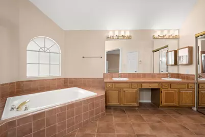 16303 Lakestone Drive, Tomball, TX 77377 - Photo 22