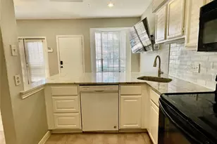 2121 El Paseo St, Houston, TX 77054 - Photo 4