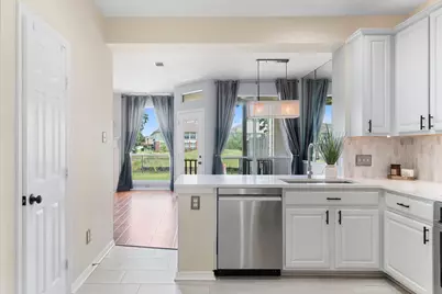 8026 Loyel Pointe Drive, Houston, TX 77064 - Photo 14