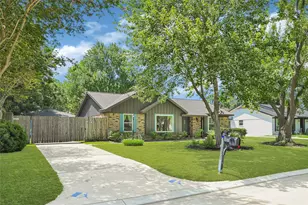 307 Winding Rd, Friendswood, TX 77546 - Photo 20