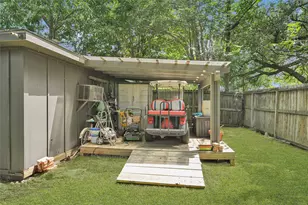 307 Winding Rd, Friendswood, TX 77546 - Photo 24