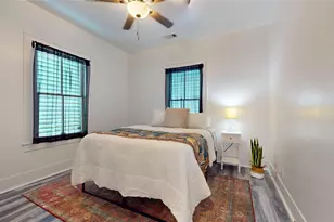 4807 Ave P 1/2, Galveston, TX 77551 - Photo 4