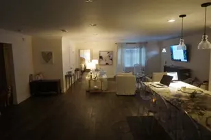 8565 Hiridge St, Houston, TX 77055 - Photo 12