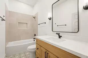 9819 Turnbow St, Houston, TX 77029 - Photo 22