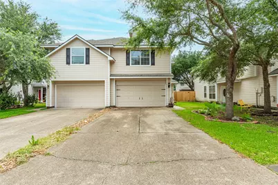336 Capella Oaks Lane, Dickinson, TX 77539 - Photo 2