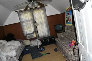 315 N Ave D, Waelder, TX 78959 - Photo 26