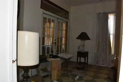 315 N Avenue D, Waelder, TX 78959 - Photo 6