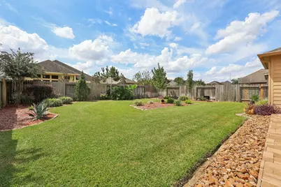 2710 Camden Hill Lane, Pearland, TX 77089 - Photo 36