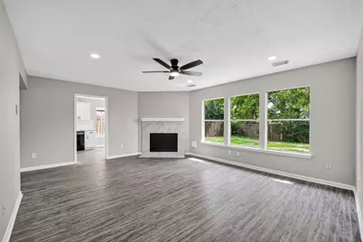 2623 Foxden Drive, Pearland, TX 77584 - Photo 14