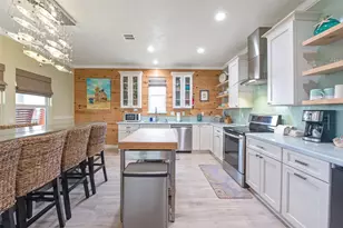 858 S East Rd, Crystal Beach, TX 77650 - Photo 28