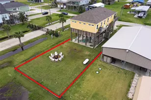 858 E Rd, Crystal Beach, TX 77650 - Photo 8