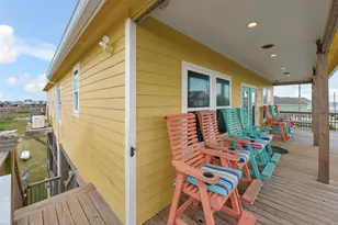 858 E Rd, Crystal Beach, TX 77650 - Photo 22