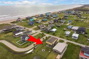 858 E Rd, Crystal Beach, TX 77650 - Photo 2