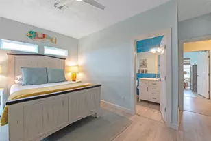 858 E Rd, Crystal Beach, TX 77650 - Photo 38