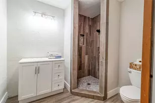 1205 Felder St, Navasota, TX 77868 - Photo 18