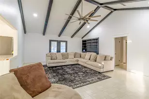 1205 Felder St, Navasota, TX 77868 - Photo 6