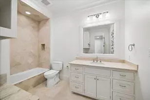 11527 N Lou Al Dr, Houston, TX 77024 - Photo 34
