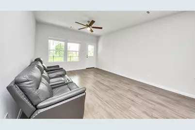 68 Valiant Ridge Trail, Magnolia, TX 77354 - Photo 6