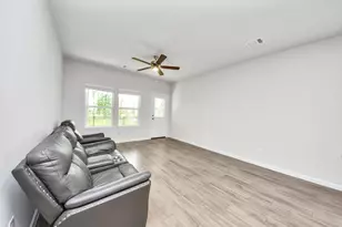 68 Valiant Ridge Trail, Magnolia, TX 77354 - Photo 6