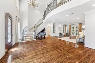 1 Exbury Way, Houston, TX 77056 - Photo 4