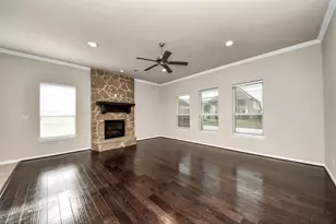 4002 Broadmoor Dr, Mont Belvieu, TX 77523 - Photo 12