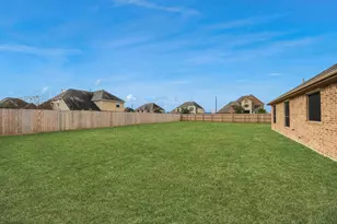 4002 Broadmoor Dr, Mont Belvieu, TX 77523 - Photo 46