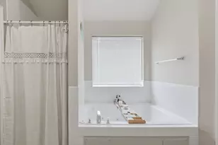 24810 Butterwick Dr, Spring, TX 77389 - Photo 16
