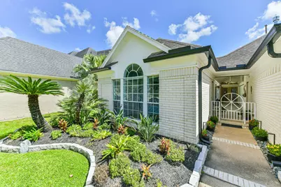 102 Del Mar Street, Kemah, TX 77565 - Photo 2