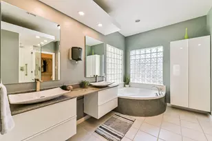 102 Del Mar St, Kemah, TX 77565 - Photo 18