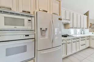 102 Del Mar St, Kemah, TX 77565 - Photo 16