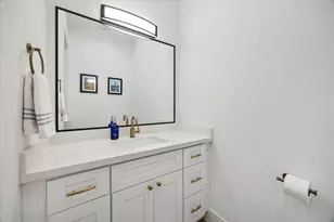 5021 Creekmont Dr, Houston, TX 77091 - Photo 6