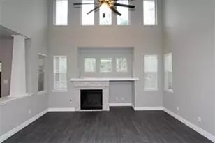 63 Woodlily Pl, The Woodlands, TX 77382 - Photo 2