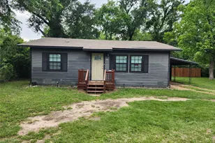 811 N Prairieville St, Athens, TX 75751 - Photo 2
