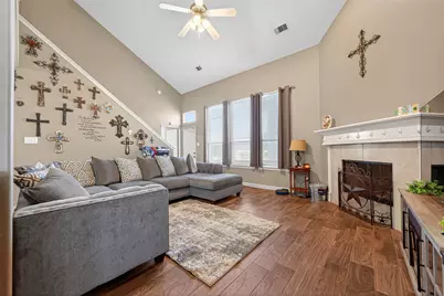 155 Horn Court, Baytown, TX 77523 - Photo 14