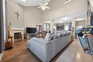 155 Horn Ct, Baytown, TX 77523 - Photo 16