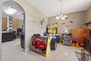 155 Horn Ct, Baytown, TX 77523 - Photo 8