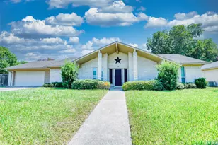 607 Rosewood Dr, Victoria, TX 77901 - Photo 1