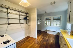 2223 Oxford St, Houston, TX 77008 - Photo 6