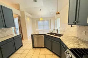 10523 N Newpark Dr, Houston, TX 77041 - Photo 4