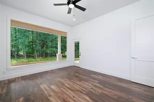 1049 Broadmoor Dr, Huntsville, TX 77340 - Photo 12