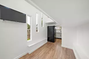 3511 Palmer St, Houston, TX 77004 - Photo 2