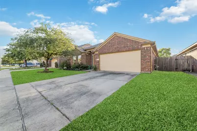4922 Gingham Check Court, Katy, TX 77449 - Photo 2