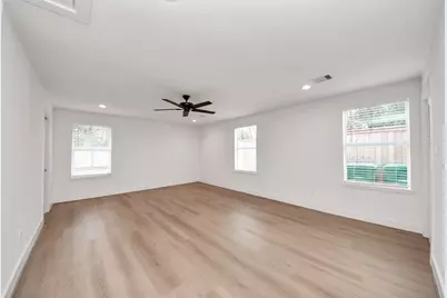 9261 Autauga Street, Houston, TX 77080 - Photo 24