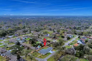 9261 Autauga St, Houston, TX 77080 - Photo 32