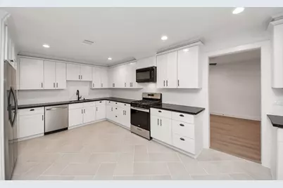 9261 Autauga Street, Houston, TX 77080 - Photo 6