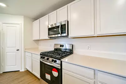 5227 Sunvalley Bend Drive, Katy, TX 77493 - Photo 8