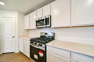 5227 Sunvalley Bend Dr, Katy, TX 77493 - Photo 8