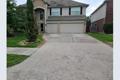 19227 Royal Isle Drive, Tomball, TX 77375 - Photo 2